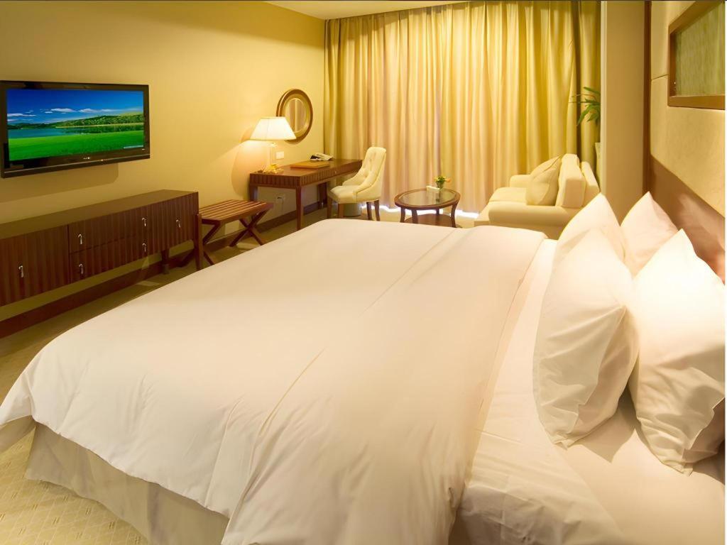 Nanchang Galactic Peace International Hotel Экстерьер фото