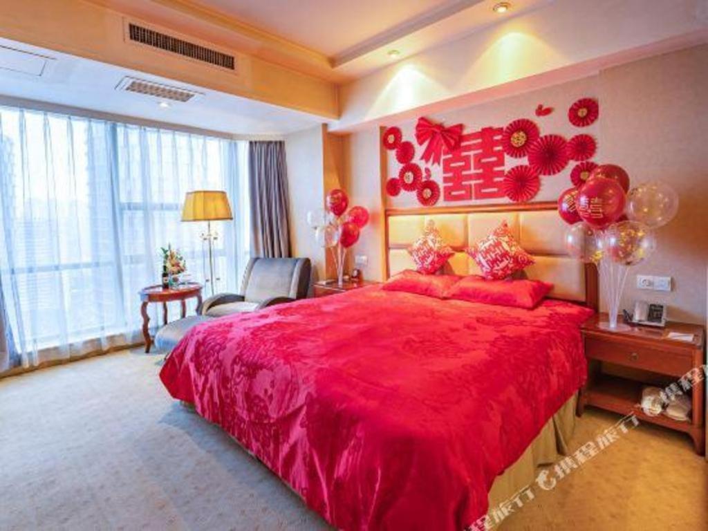 Nanchang Galactic Peace International Hotel Экстерьер фото