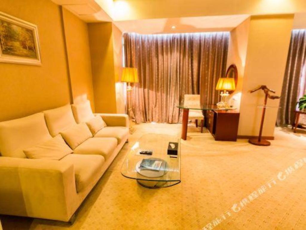 Nanchang Galactic Peace International Hotel Экстерьер фото