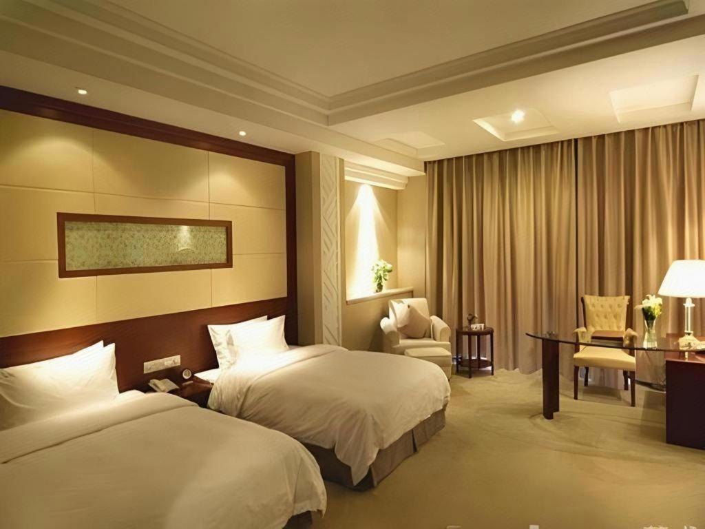 Nanchang Galactic Peace International Hotel Экстерьер фото