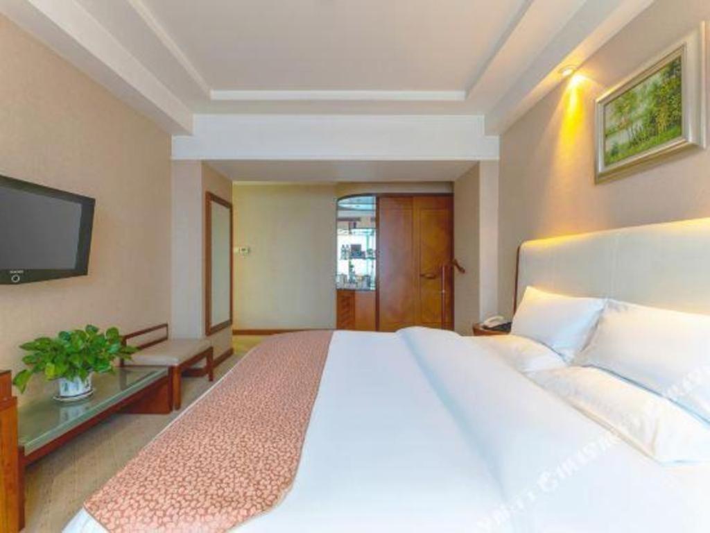 Nanchang Galactic Peace International Hotel Экстерьер фото