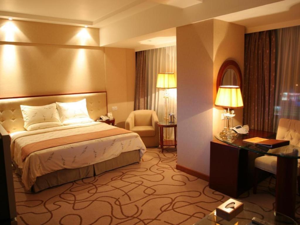 Nanchang Galactic Peace International Hotel Экстерьер фото